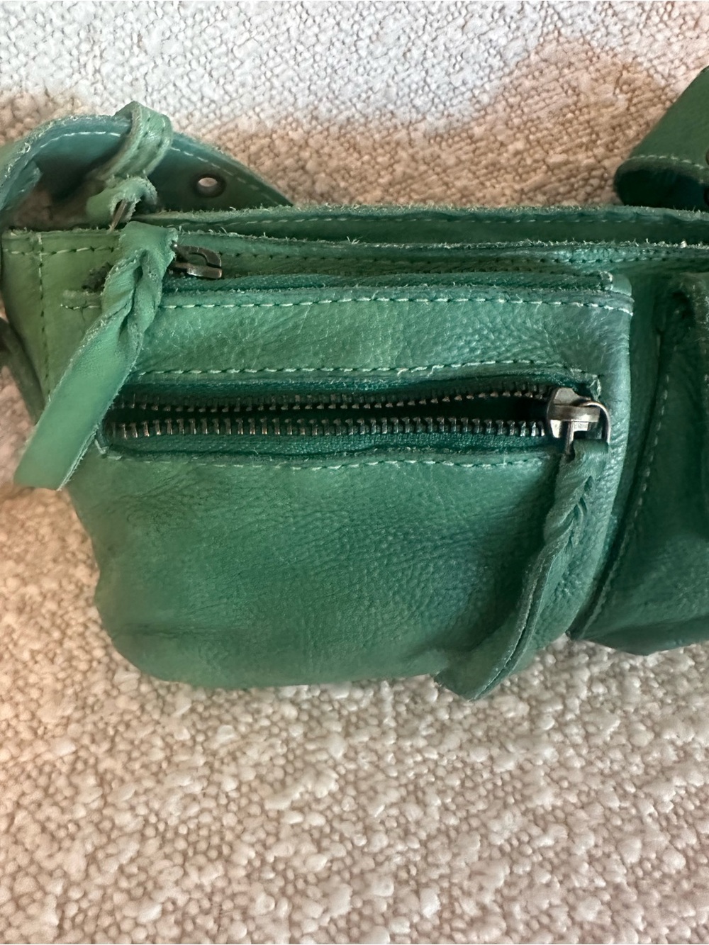 Free people Green Leather Double-Pocket Crossbody Bag - Picture 4 of 9